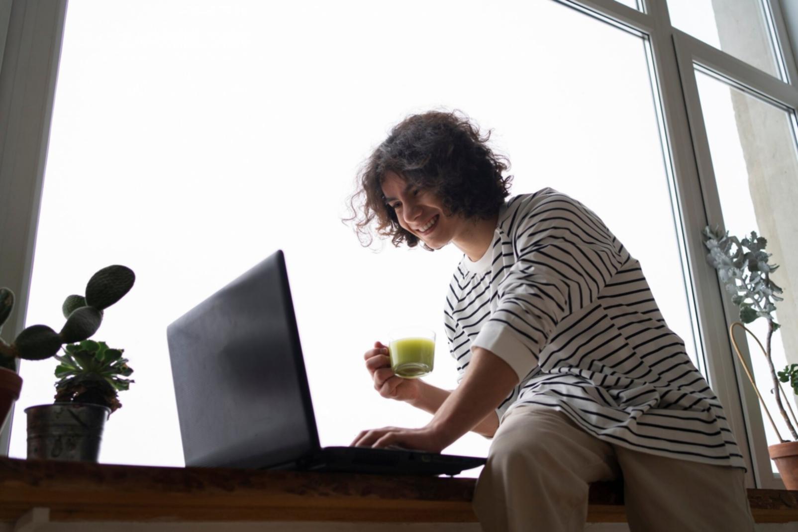 Erfolgreiche SEO-Ergebnisse und Ranking-Verbesserungen in verschiedenen Analyse-Tools